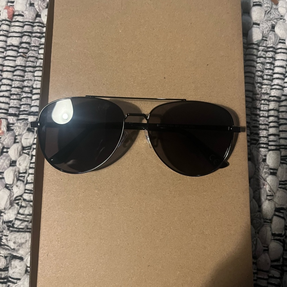 Foster Grant (Cole) Black Aviator Sunglasses